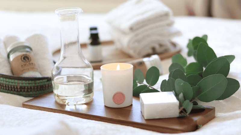 タオルやキャンドルなど