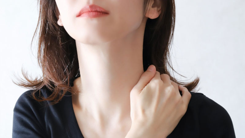 肩こりがひどくなる女性